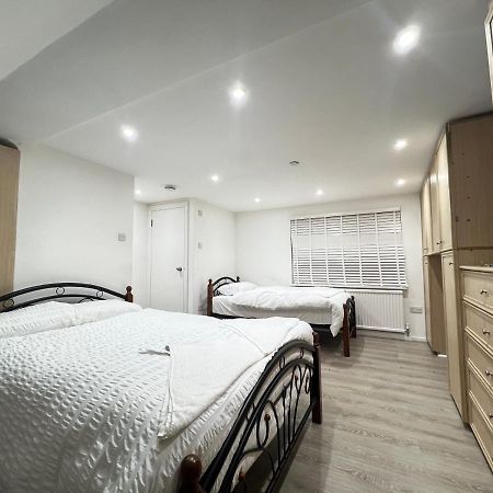 Stayeasy En-Suite Лондон Екстериор снимка