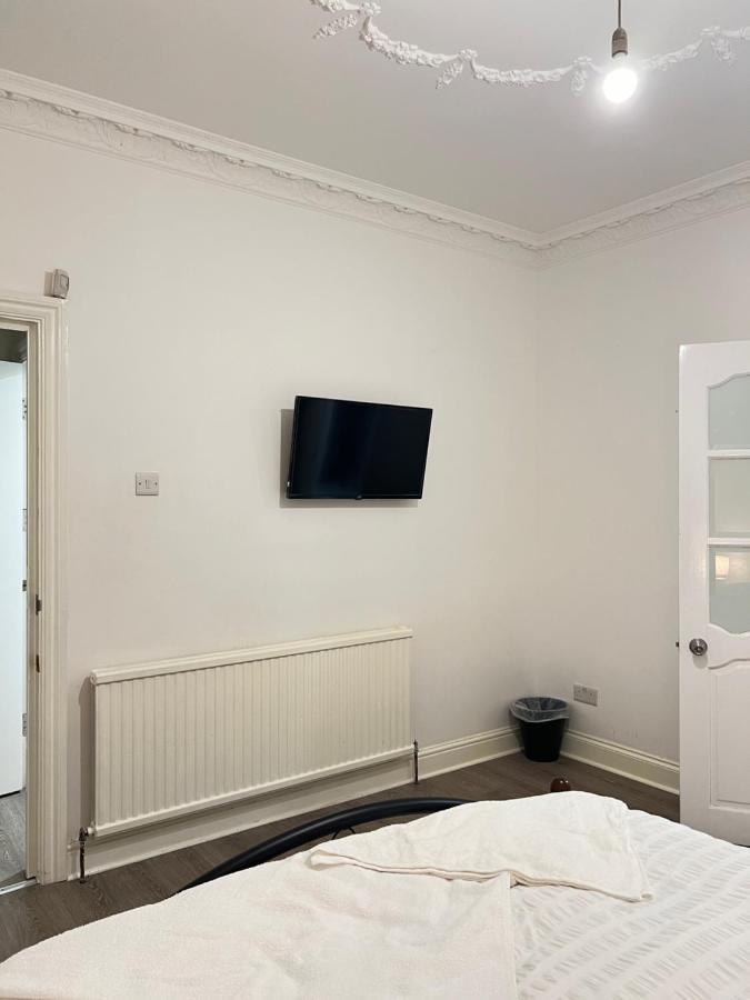 Stayeasy En-Suite Лондон Екстериор снимка